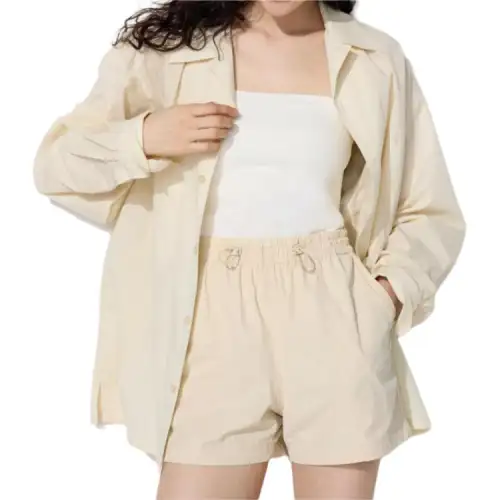 UNIQLO Casual Shorts Women's Light Beige