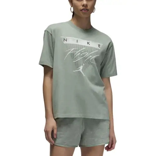 JORDAN Flight Heritage Women's Graphic T-Shirt