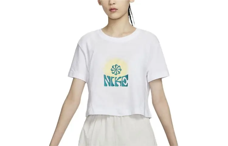 Nike Sportswear Women's Floral Embroidered Crewneck T-Shirt White