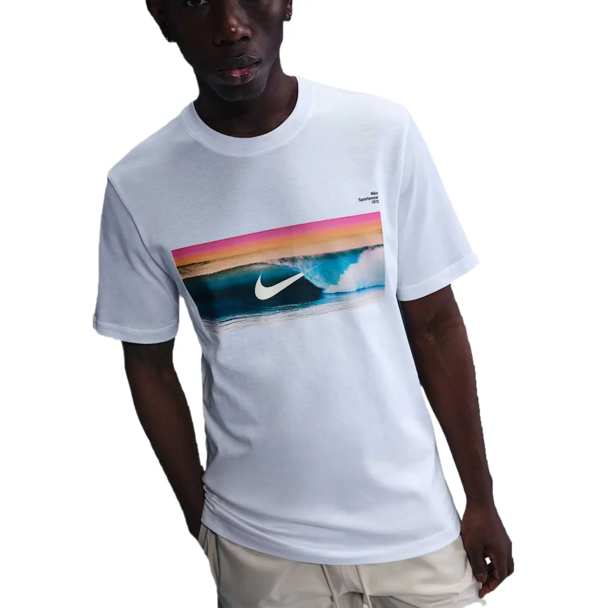 Nike Sportswear T-Shirts Unisex White Crew Neck Moderate Straight Fit