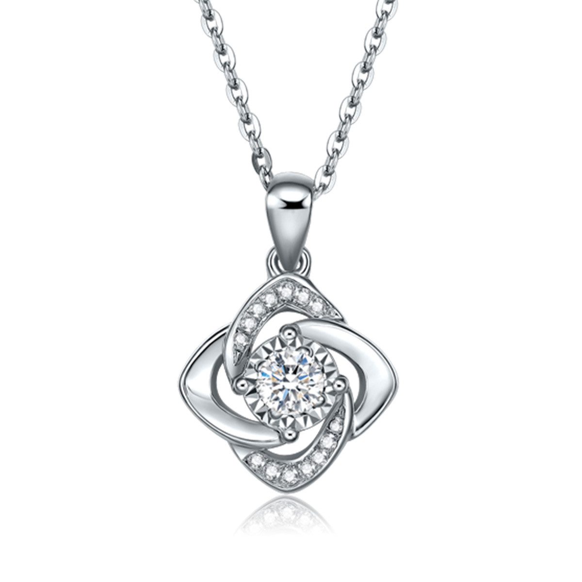 Platinum diamond pendant, platinum 950 sample, four-leaf clover
