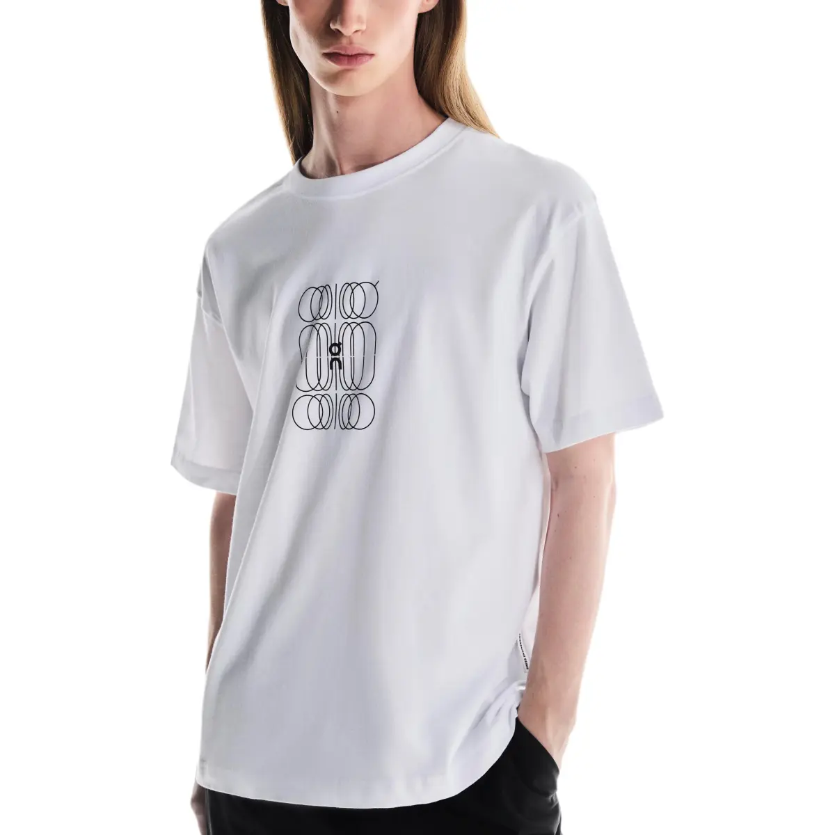 On Club T Graphic T Shirt Men's White/Black