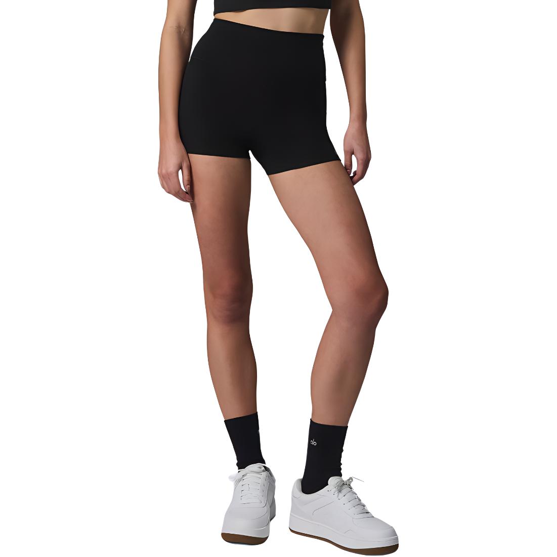Alo Yoga Shorts Women’s Moderate