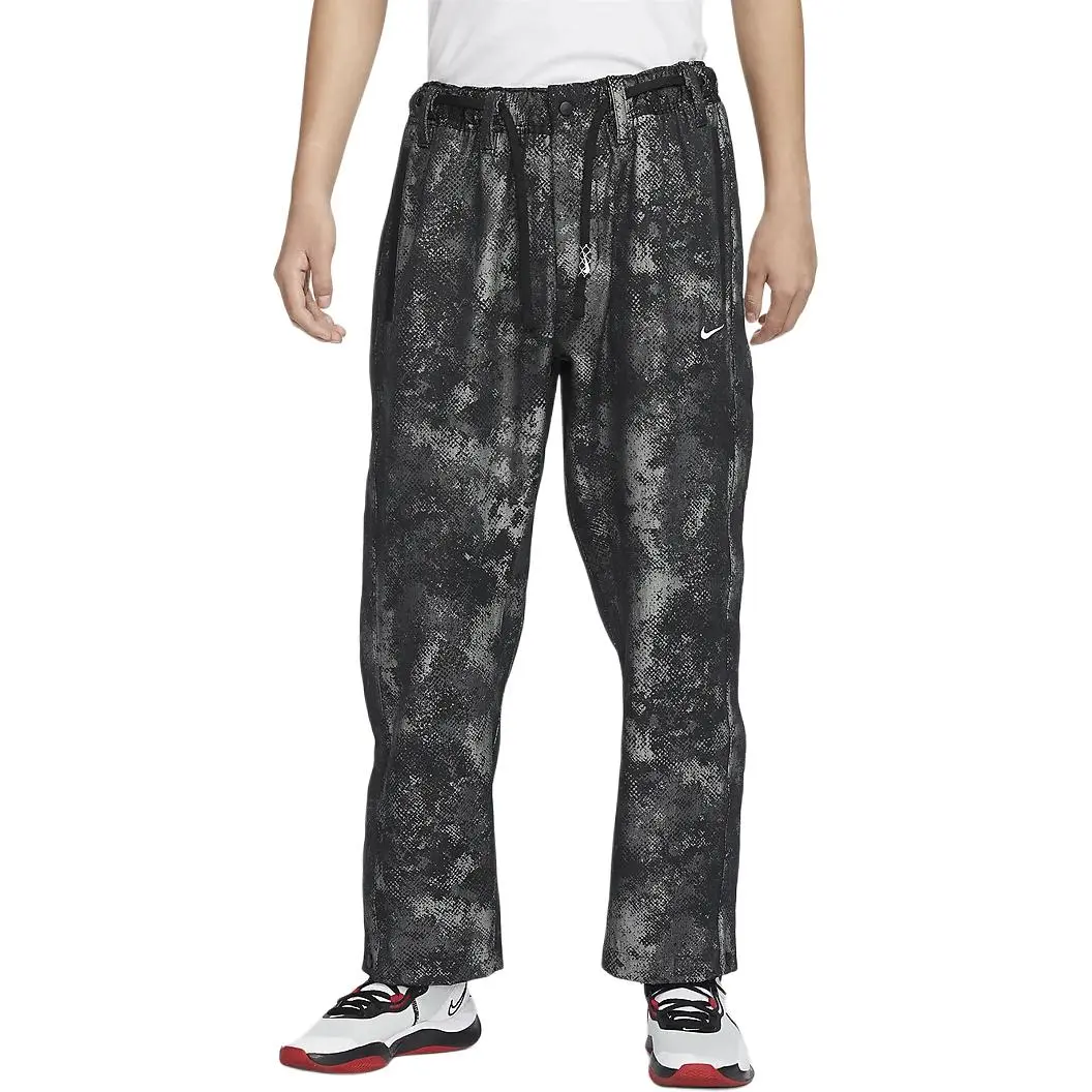 Nike Casual Pants Men's Black Moderate Straight Fit Pants