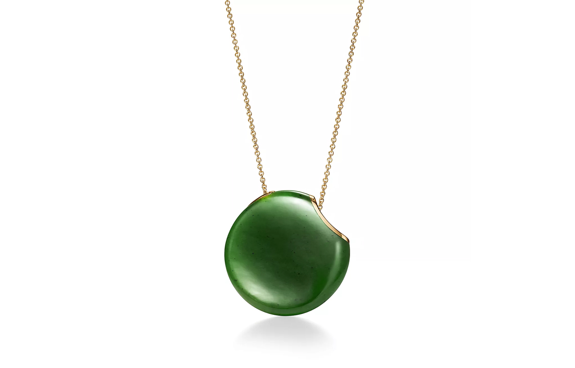TIFFANY & CO. Tiffany, emerald pendant jade, green necklace, 750 sample gold