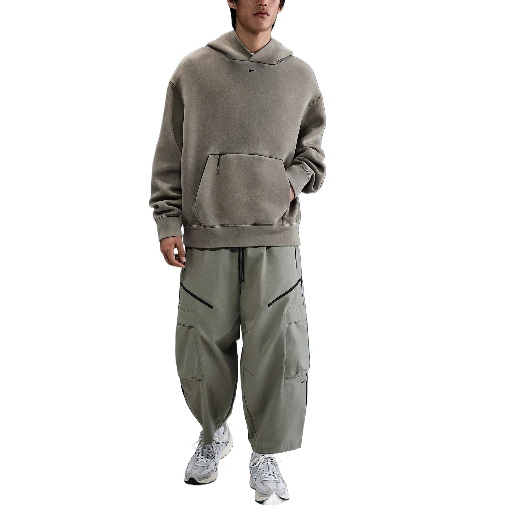 Nike Tech Sports Pants Men’s Light Army Green/Black