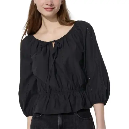 UNIQLO Shirts Women's Black Crew Neck Moderate Other