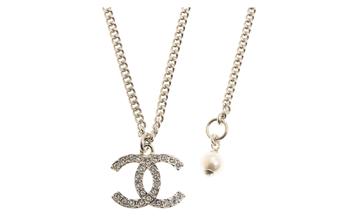 Женская подвеска Chanel (серебристая)