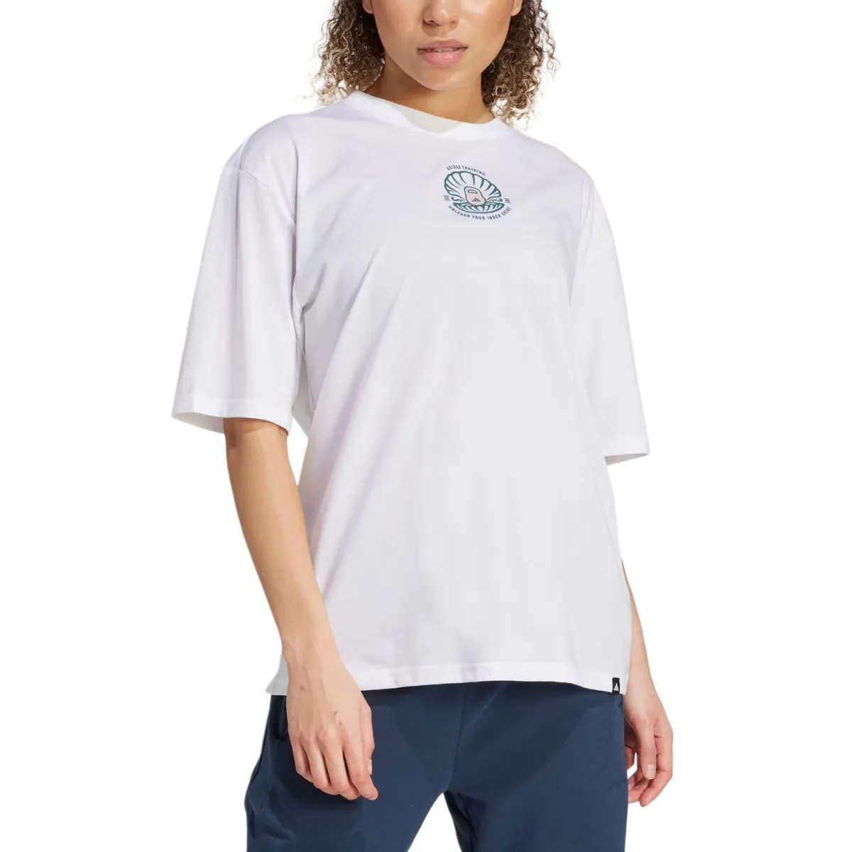 Adidas T-Shirts Women's White Crew Neck Moderate Other