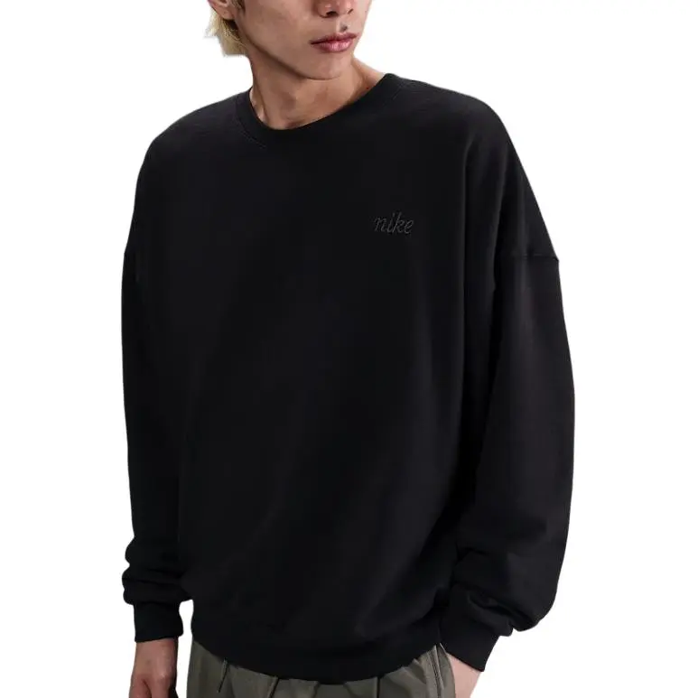 Nike Sweatshirts Men's Black Crew Neck Moderate