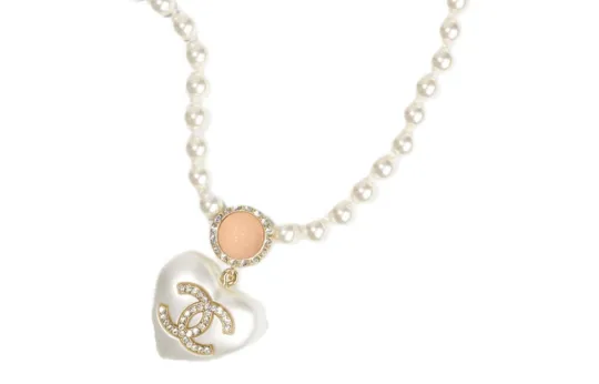 Chanel 2021 Cc Faux Pearl and Rhinestone Heart Pendant Necklace costume necklace