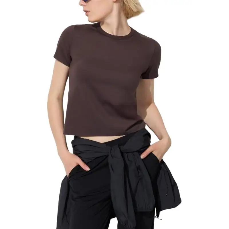 UNIQLO T Shirt Women's Red Brown
