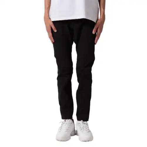 FILA Casual Pants Men's Black Moderate Straight Fit Pants