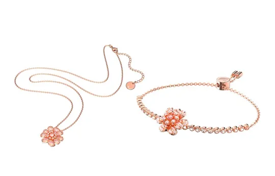 Swarovski Connexus Lotus Alloy/Silver Plated/Gold Plated Accessories/Jewelry/Necklace Women's