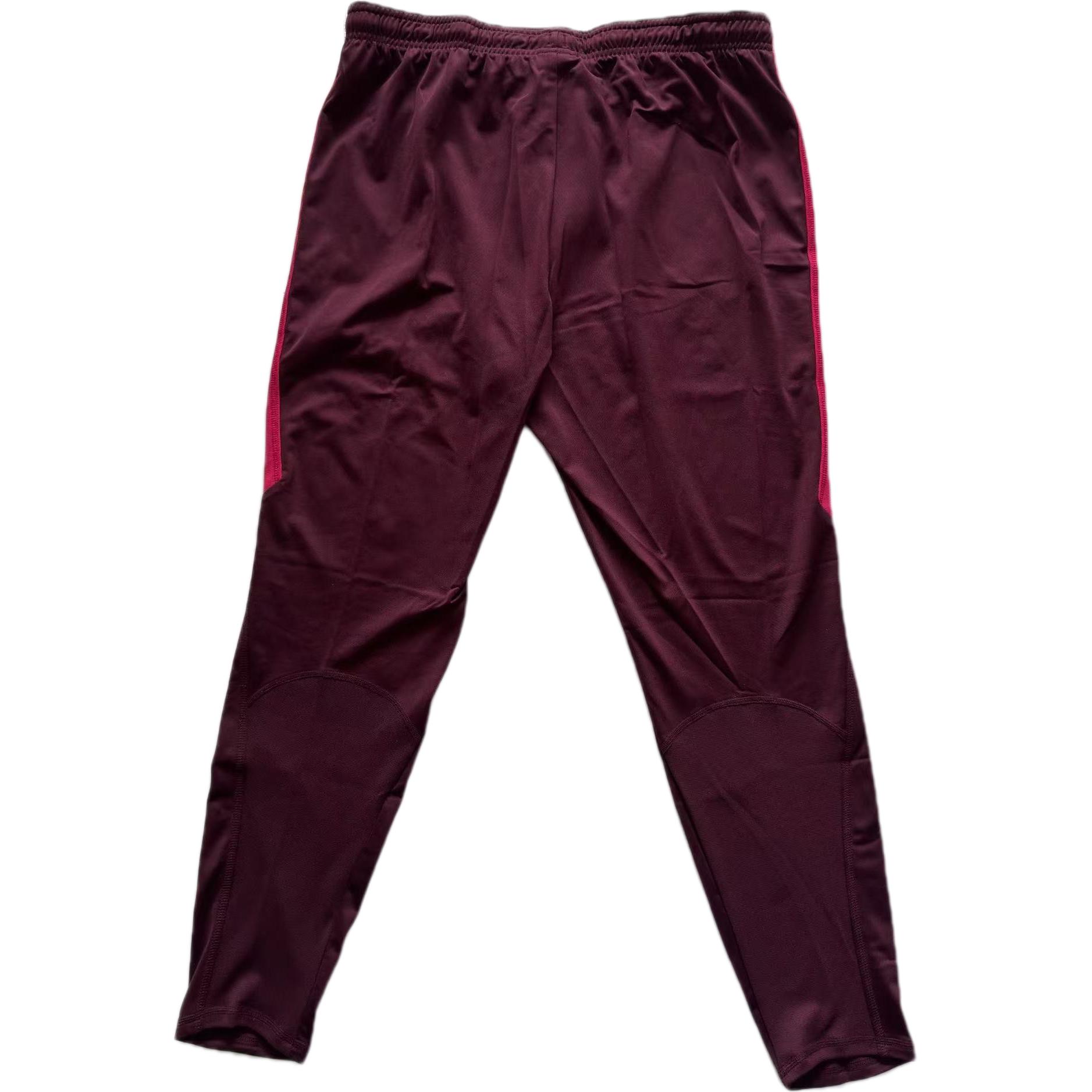Nike Soccer Bottoms Men’s Red Moderate