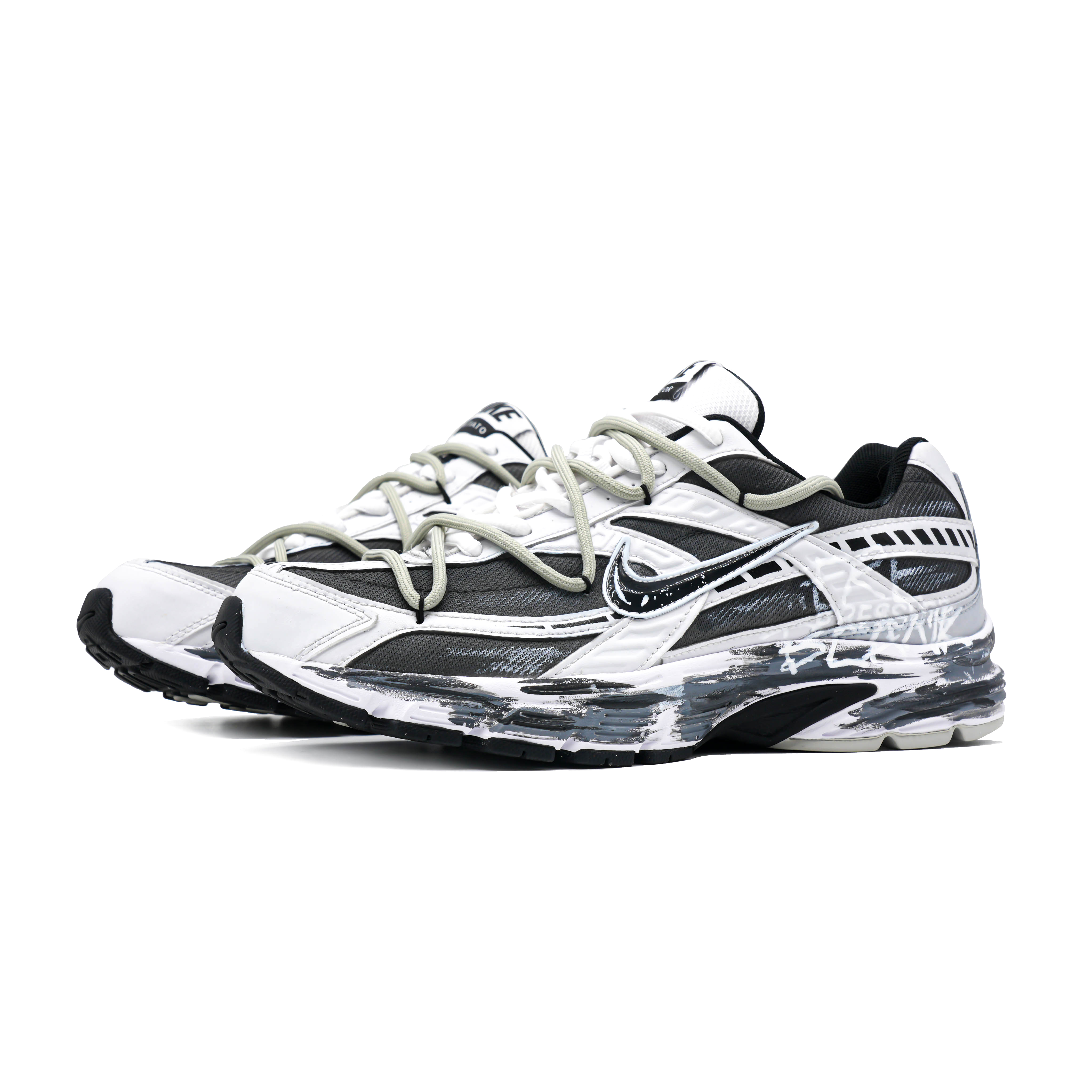 Nike Initiator Abrasion Resistant Low top Casual City Commuting Running Shoes Men’s Black White