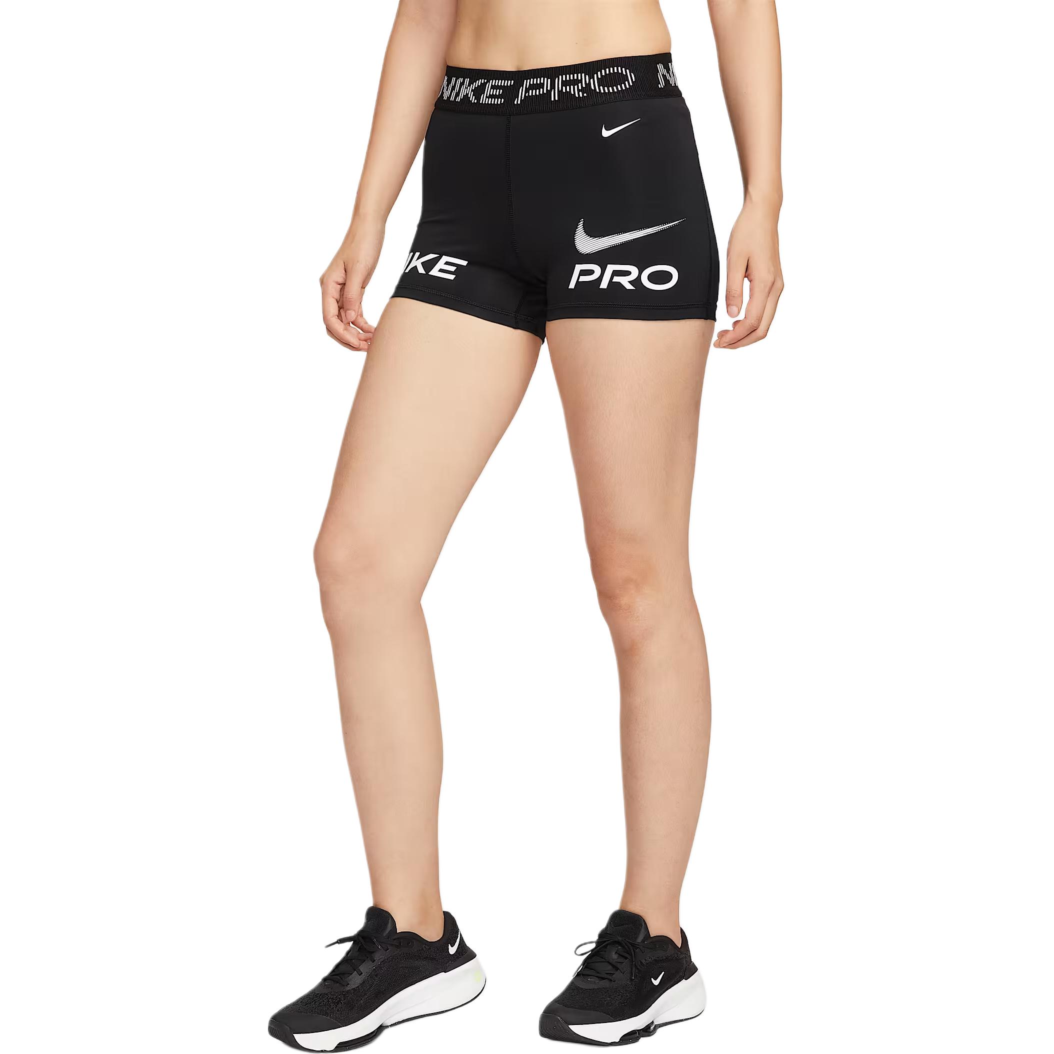 Женские шорты Nike Slim Shorts (черные)