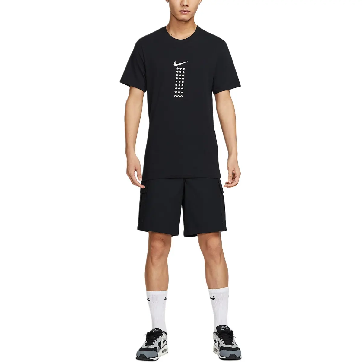 Nike T-Shirts Men's Black Crew Neck Moderate