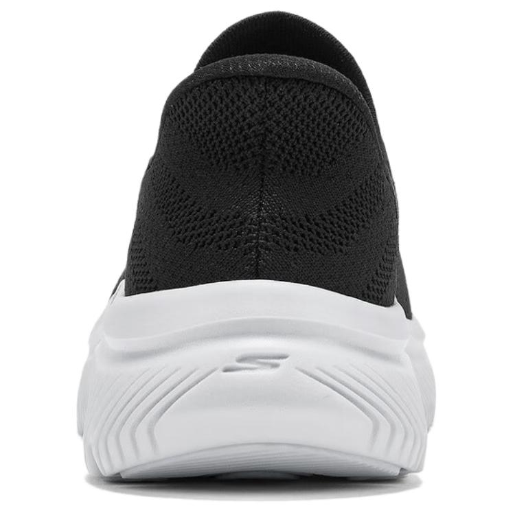 Skechers GO WALK Low top Casual Shoes Men’s Black