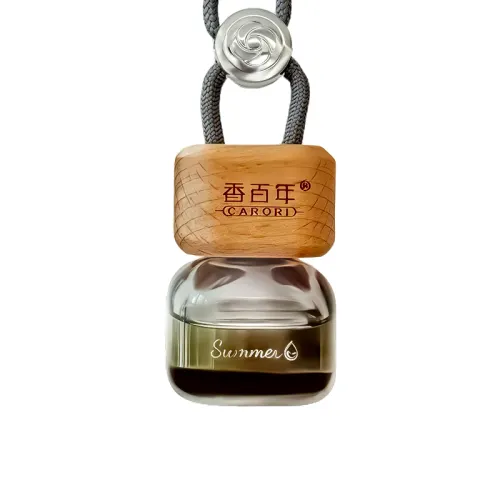Perfume, pendant, creative high-end aromatherapy for auto, decorations, perfumed oil with a light fragrance, long lasting light fragrance