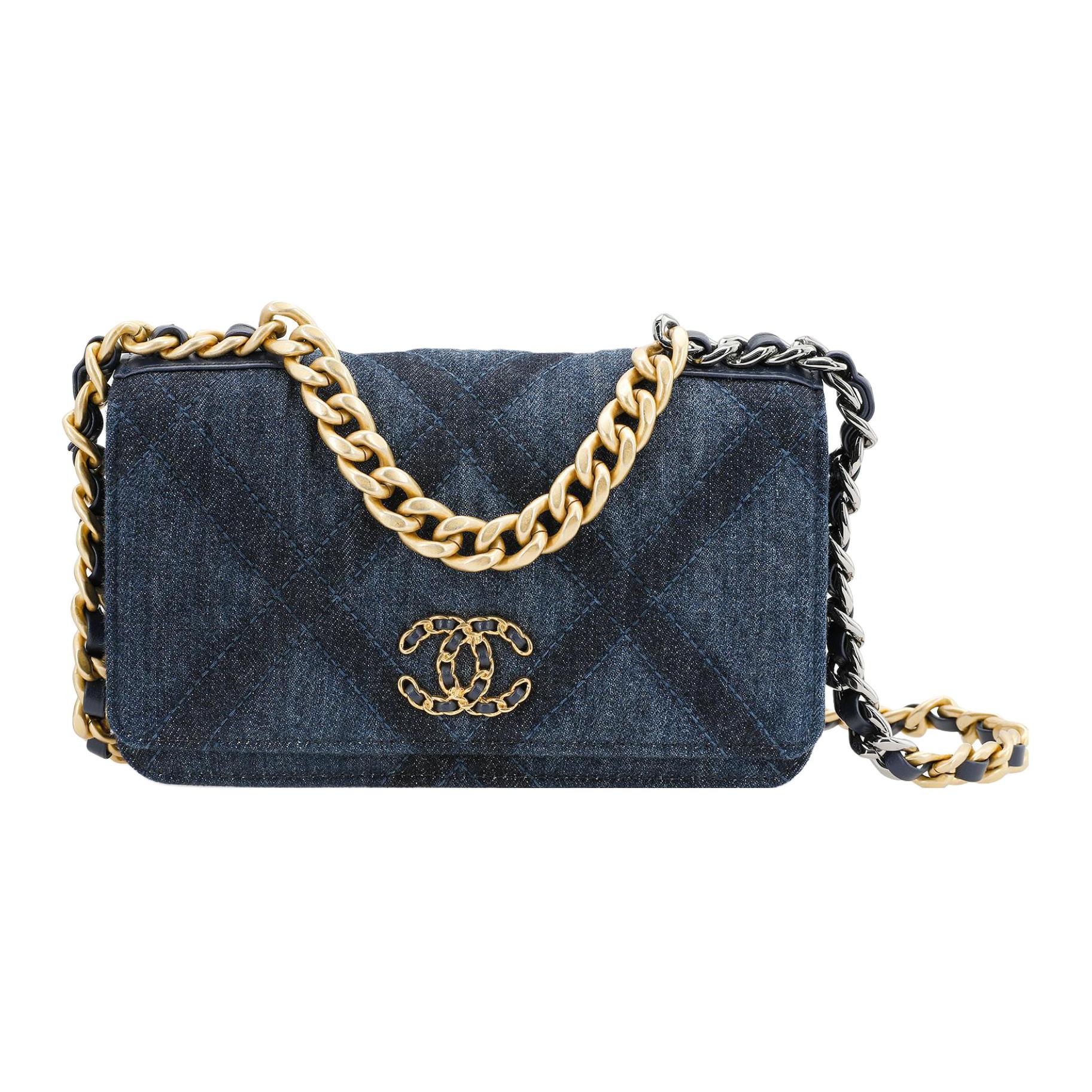 CHANEL Chanel 23C early spring WOC gold buckle mandarin duck leather chain chain shoulder strap diamond plaid denim denim hand-held shoulder crossbody bag women's dark blue