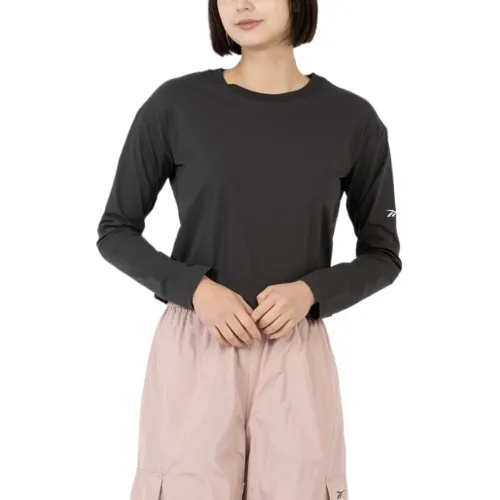 Reebok Shirts Women's Black Moderate