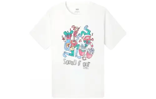 Levis T Shirts Men's White Crew Neck Moderate Straight Fit