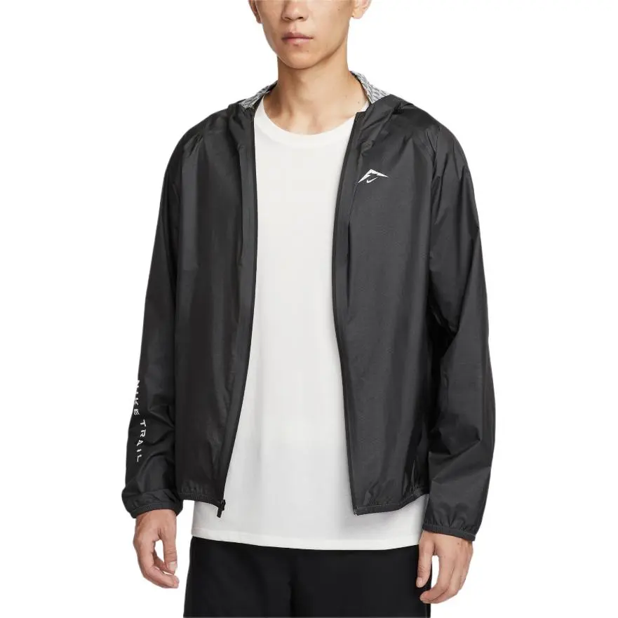 Nike Waterproof, Windproof, And Breathable Windbreaker Jacket Men's