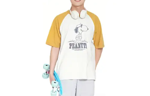UNIQLO T Shirt Unisex Earth Yellow