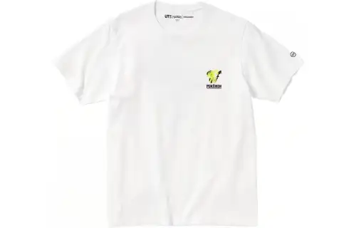 UNIQLO FW22 T Shirt Unisex White