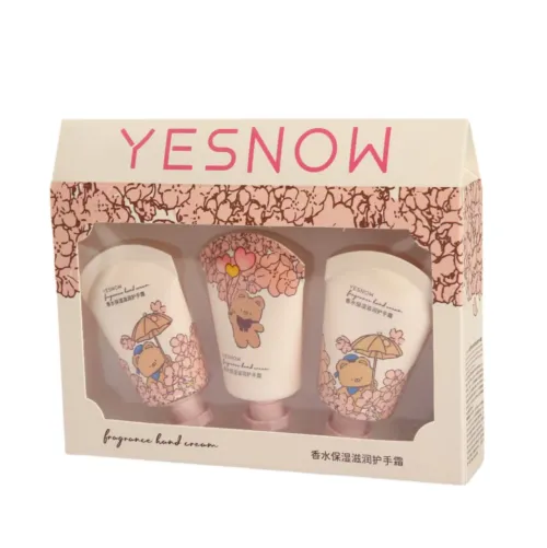 Hand cream, gift box, moisturizing small delicate waterproof perfume strongly flavoured anti-dryness, with little bears, against cracks