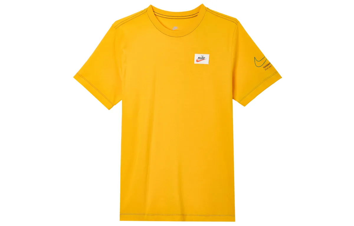 Nike T-Shirts Men's Gold Crew Neck Moderate Straight Fit