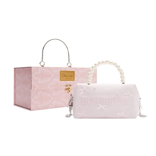 Burberry Makeup & Toiletry Bags Unisex