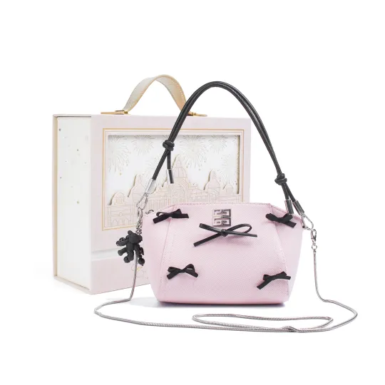 Givenchy Makeup & Toiletry Bags Women's