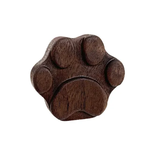 Three dimensional cute perfume from natural wood, universal aromatherapy