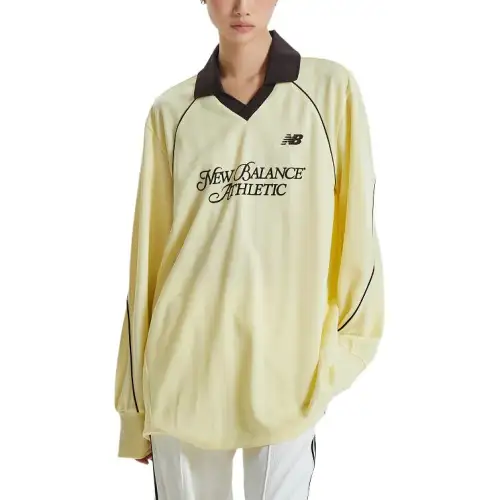 New Balance T Shirts Women's Black V Neck