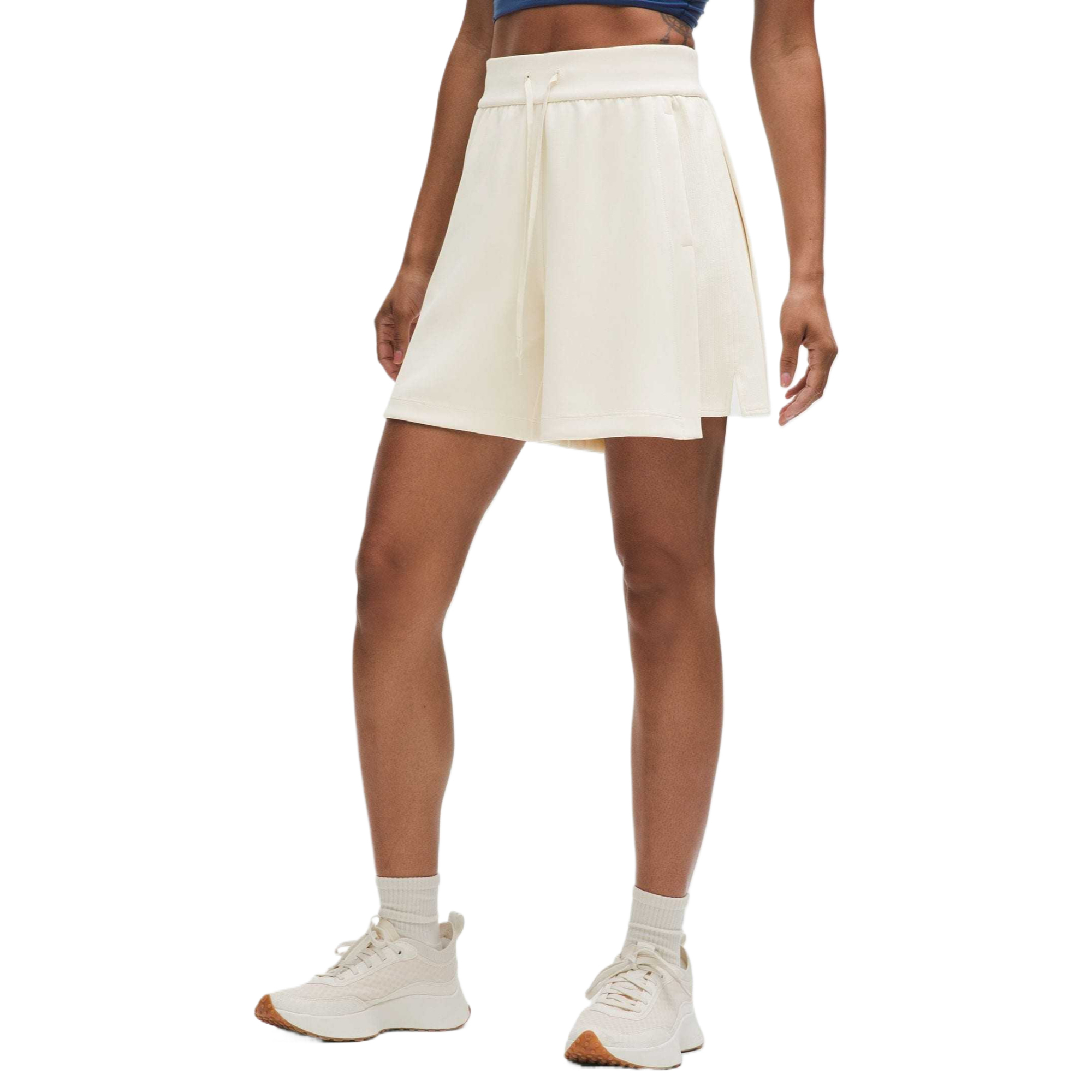 Lululemon Softstreme Sports Shorts 5.5′ Women’s