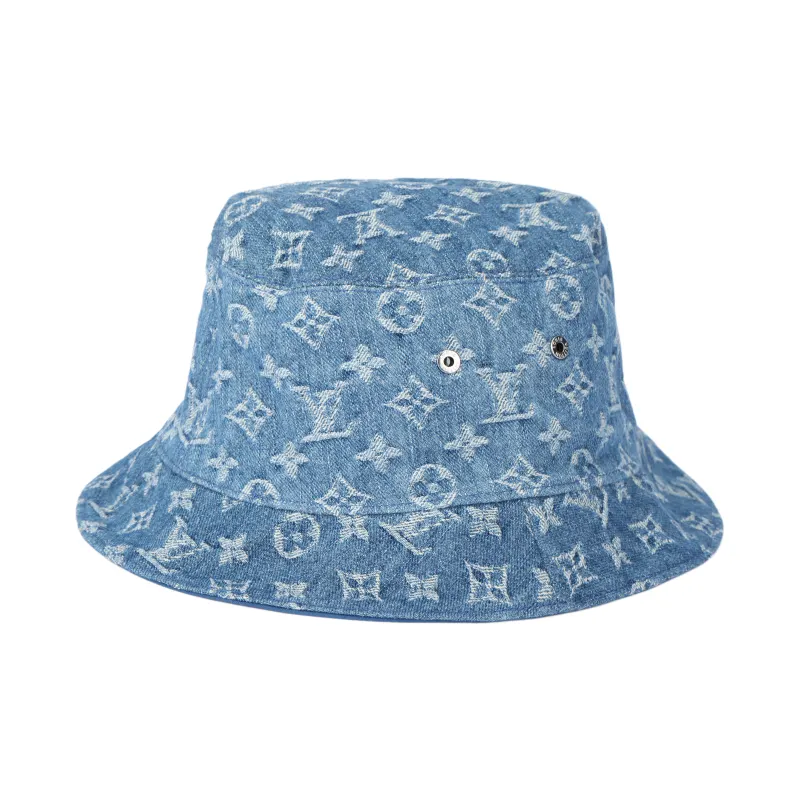 LOUIS VUITTON Monogram Essential Bucket Hat