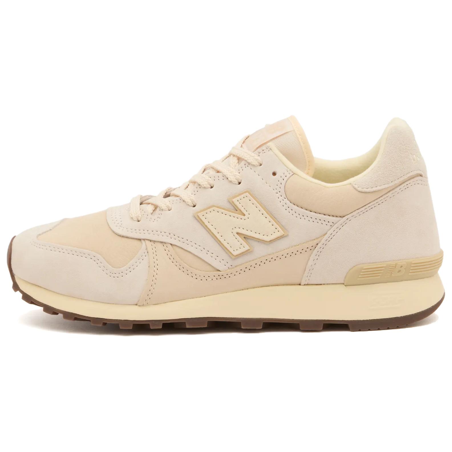 New Balance 475 sneakers