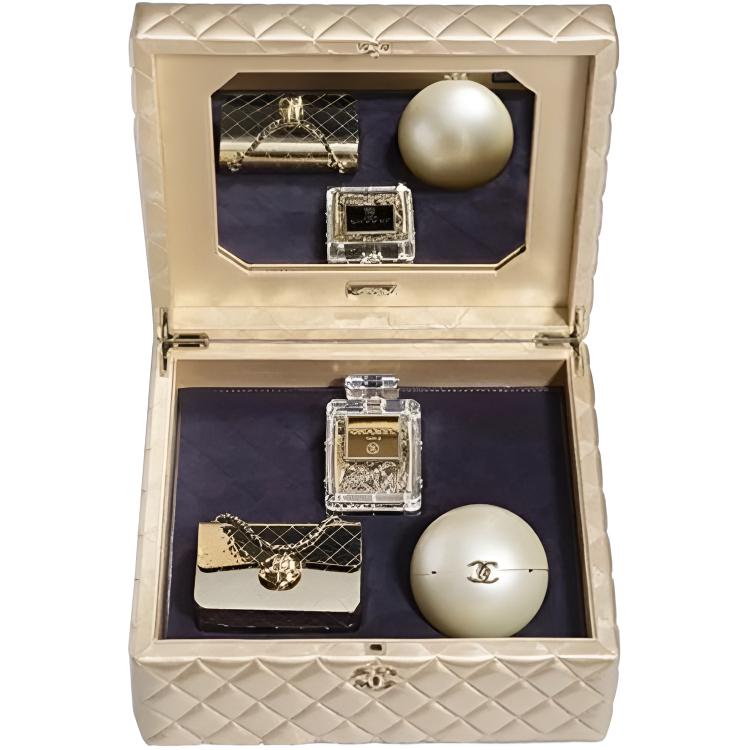 CHANEL Chanel, gift box, foldable golden set