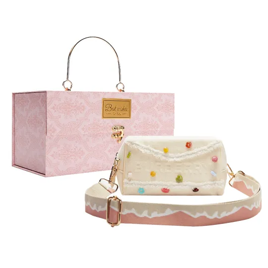 Burberry Makeup & Toiletry Bags Unisex