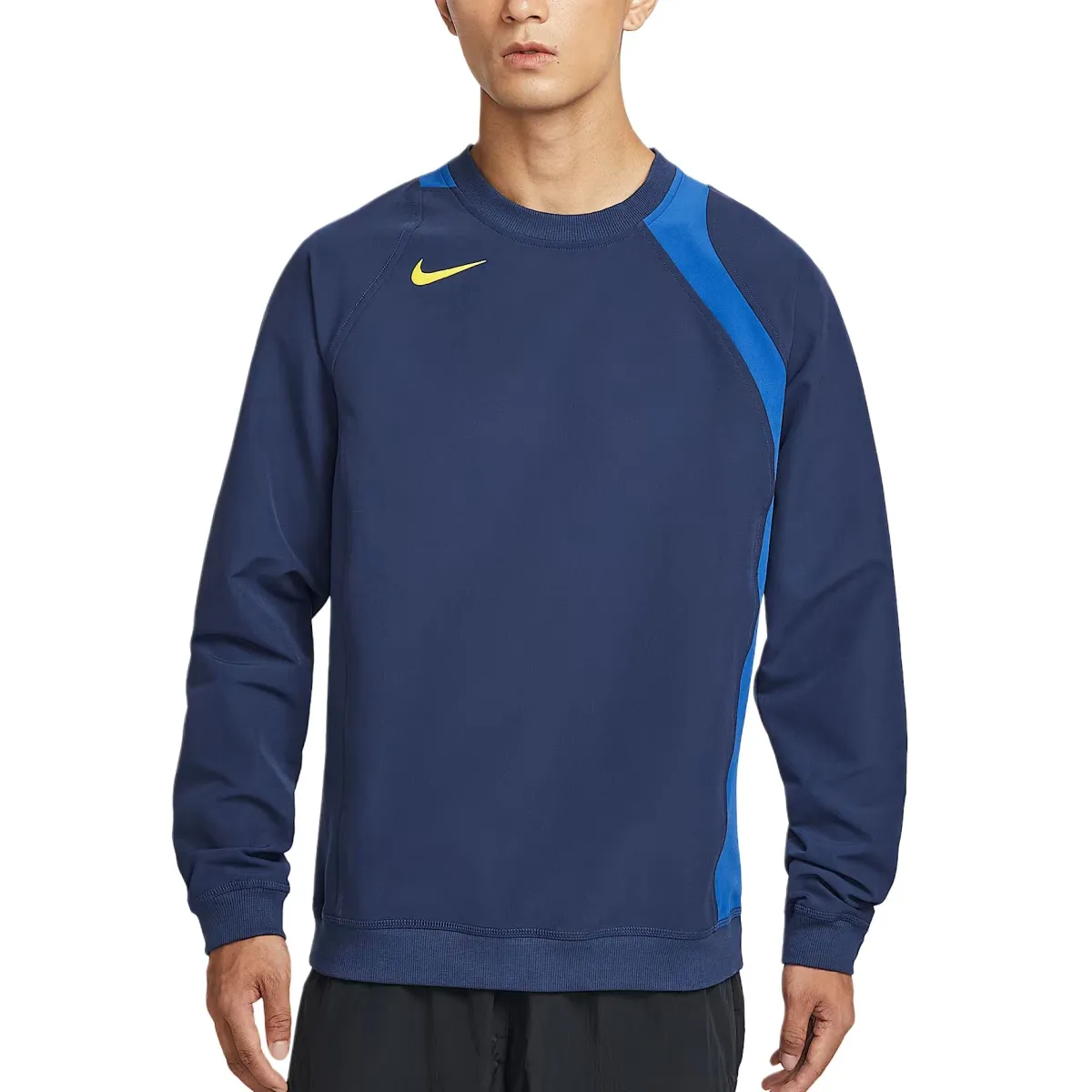 Nike Total 90 Men's Repel Soccer Crew Neck Top