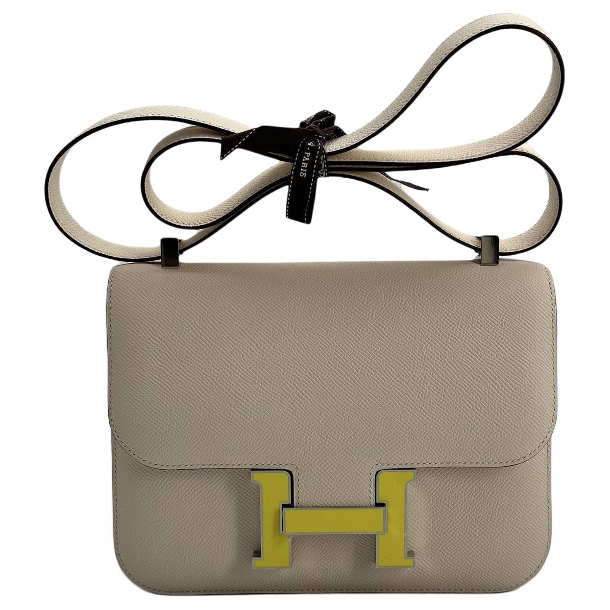 Женская сумка Hermes Constance 24 (кремово-белая)