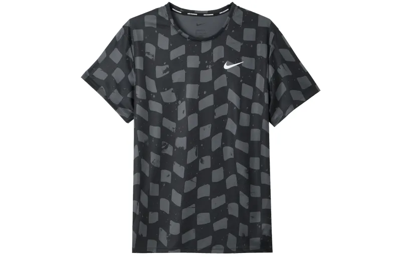Nike T Shirts Men's Black Crew Neck Moderate Straight Fit