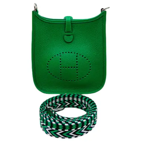 HERMES Evelyne Cow Leather Crossbody Bag, Shoulder Bag 16 Women's 0Z Vert Comics Comic Green