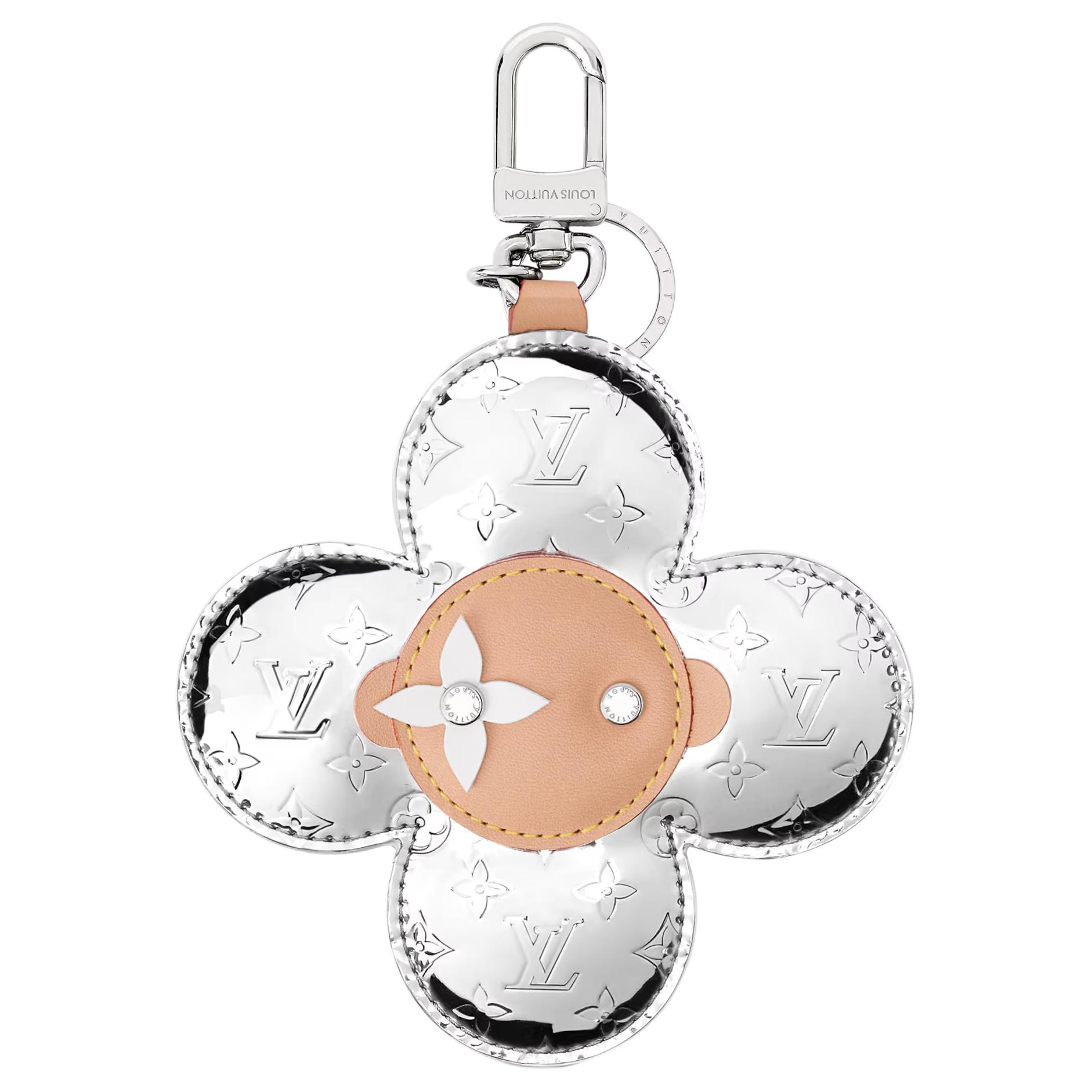 Женская сумка-брелок Louis Vuitton vivienne (серебряная)