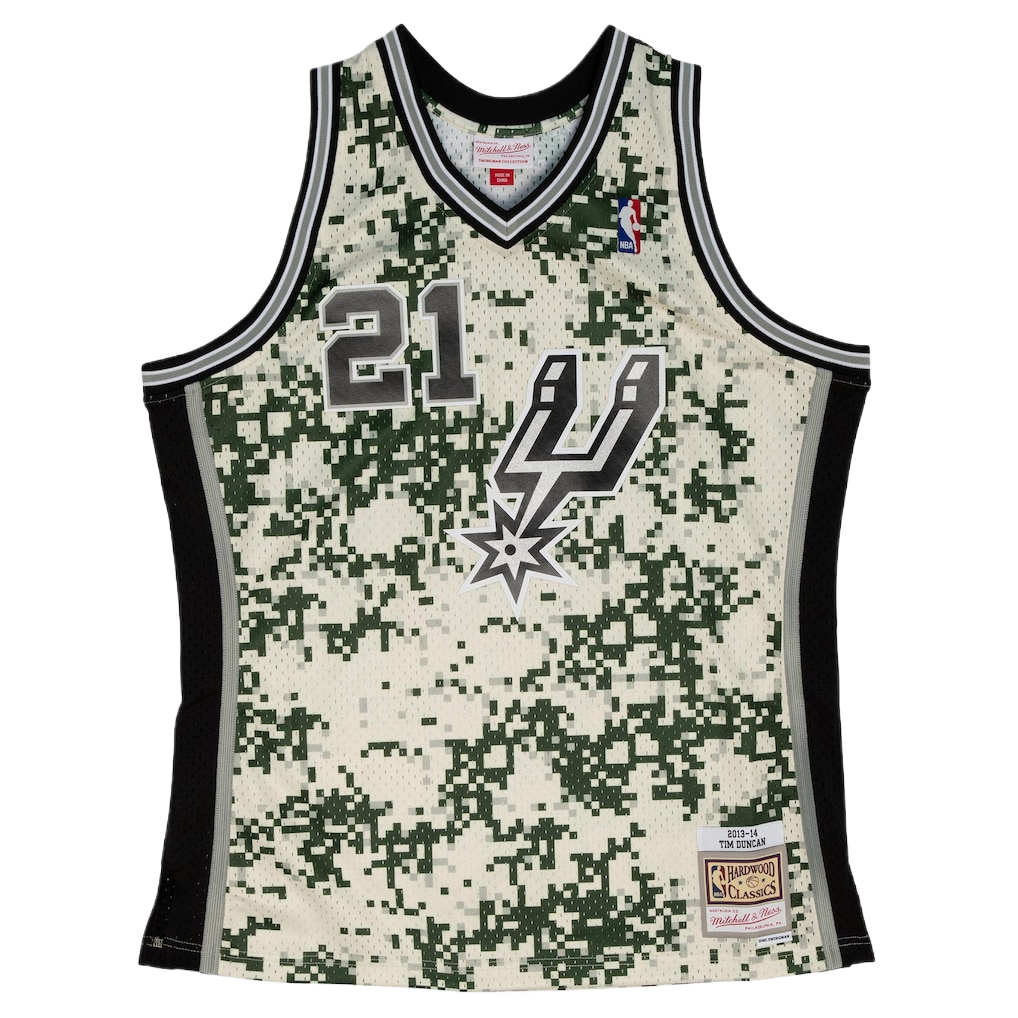 Mitchell & Ness Swingman NBA Tim Duncan San Antonio Spurs 2013-14 Season Fan Edition No. 21 V-neck fitted sleeveless basketball vest for men and women.