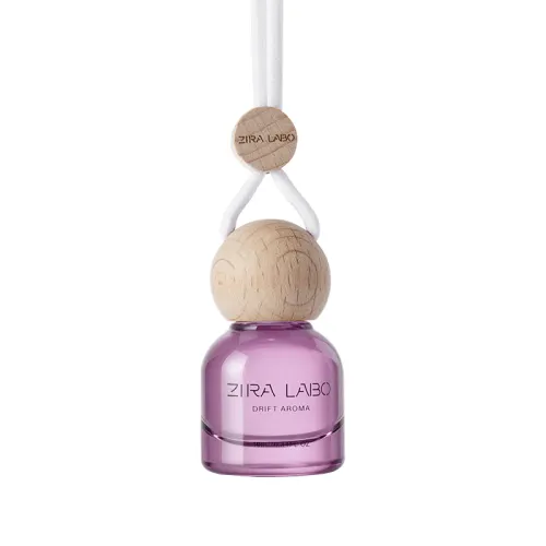 High-end perfumed pendant for auto, perfume with a light fragrance, oil, deodorant, diffuser, universal aromatherapy, long lasting light fragrance
