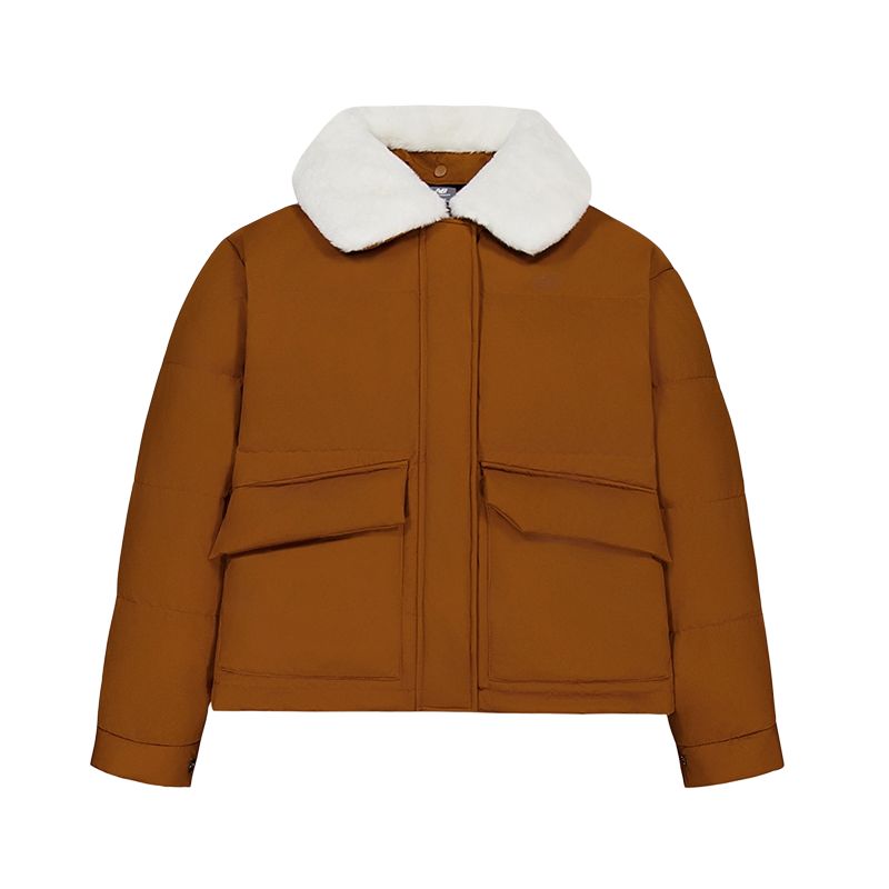 Женская куртка New Balance Classics Down Jacket (бежевая)