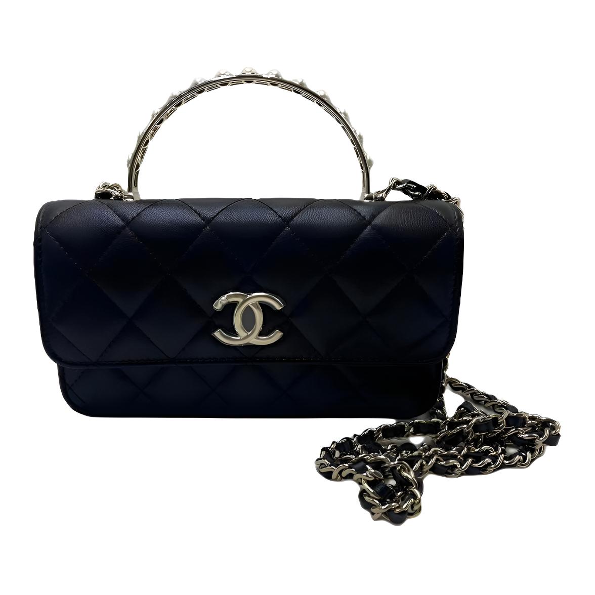 CHANEL Sheepskin Material Gold Metal One Shoulder Handbag Women's Black